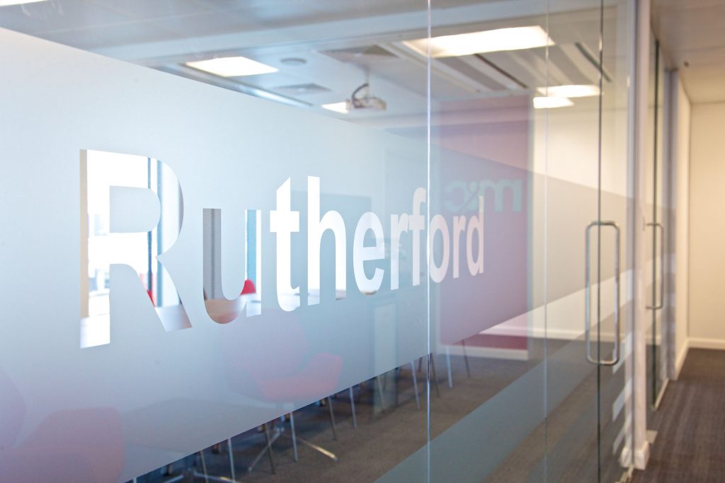 Kumlama ve Cam Dekor